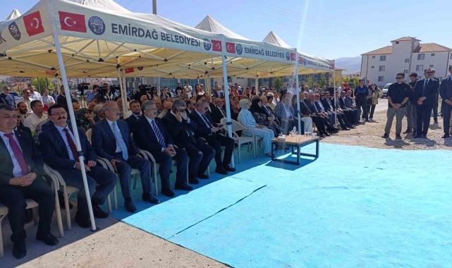 Bakan Göktaş: "14 bin 528 çocuğumuzun sevgi dolu bir aile ortamında büyümelerini sağlıyoruz"