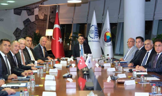 Bakan Kurum'dan ASO'ya ziyaret