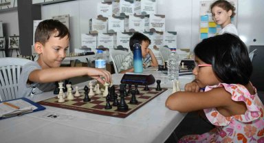 Balıkesir Büyükşehir, satranç tutkunlarını bir araya getirdi