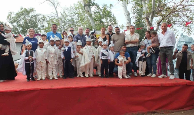 Balıkesir'de toplu sünnet şöleni