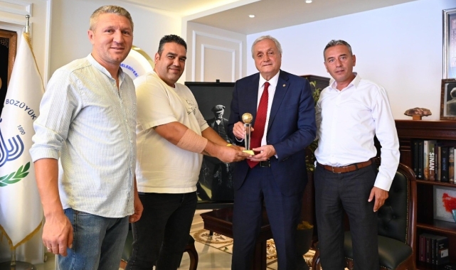 Başkan Bakkalcıoğlu'na, Vitraspor'dan ziyaret