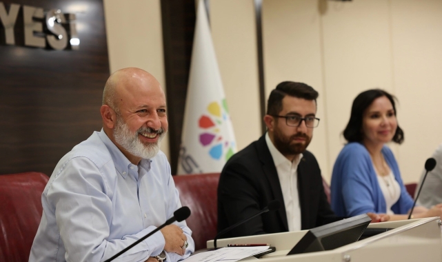 Başkan Çolakbayrakdar, "İhalelerde elde edilen gelir, vatandaşlarımıza hizmet olarak dönecek"