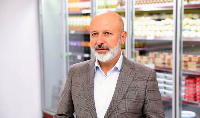 Başkan Çolakbayrakdar: "Paranın geçmediği mağazalarla hemşehrilerimizin yanındayız"