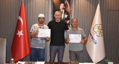 Başkan Zencirci'den belediye personellerine ödül