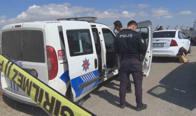 Başkent'te park halindeki otomobilde bir kişinin cansız bedenine ulaşıldı