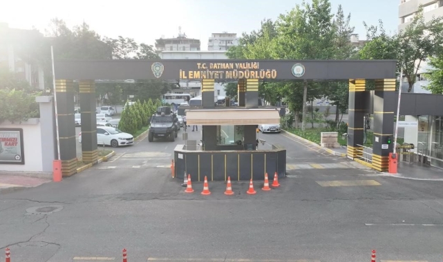 Batman'da 62 adet kaçak saat ele geçirildi