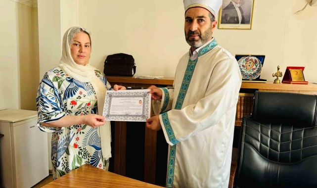 Belçikalı Patricia, Silopi'de Müslüman olarak 'Fadile' adını aldı