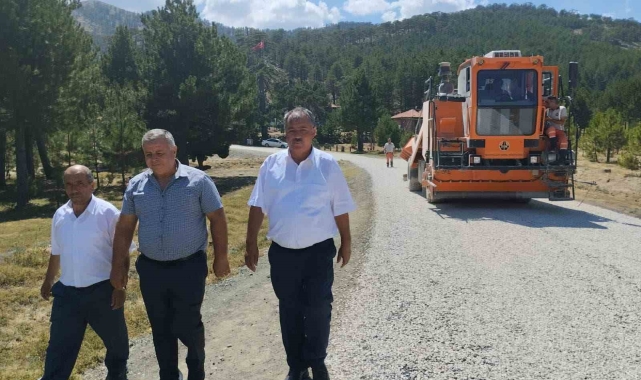 Beyağaç Topuklu Yaylası tozdan çamurdan kurtuldu
