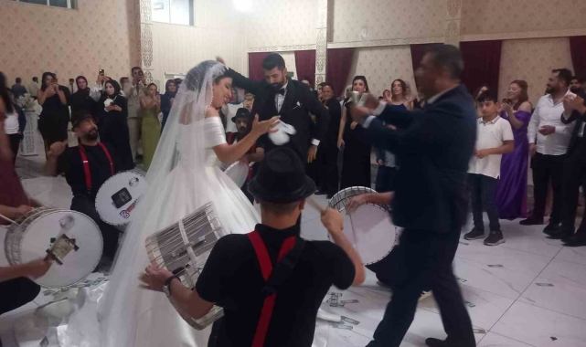 Beybur ve Bilmez ailelerinin mutlu günü