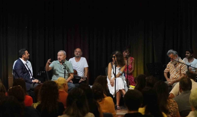 Beyoğlu'nda "Dünya Barış Günü" dolayısıyla program düzenlendi