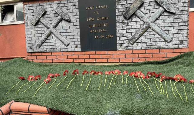 Bıçaklı saldırıda öldürülen işletme müdürü anıldı