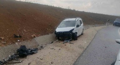 Bilecik'te otomobil ve hafif ticari araç çarpıştı: 2 yaralı