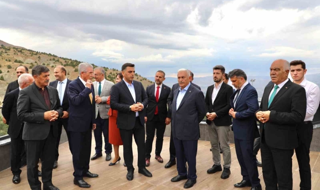 Binali Yıldırım Erzincan'a yapılan yatırımları yerinde inceledi