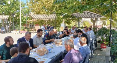 Bol suya kavuşan Hasanlar köylüleri hayır yemeği verdi