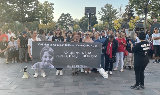 Bolu'da kadın platformu üyeleri, Narin Güran'ın öldürülmesini protesto etti