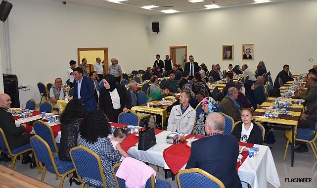 BOYABAT’TA ŞEHİT AİLELERİ İLE GAZİLER ONURUNA YEMEK VERİLDİ!