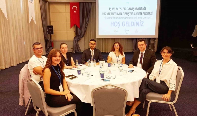 BŞEÜ, "İş ve Meslek Danışmanlığı Hizmetlerinin Geliştirilmesi Projesi" kapsamında düzenlenen çalıştaya katıldı