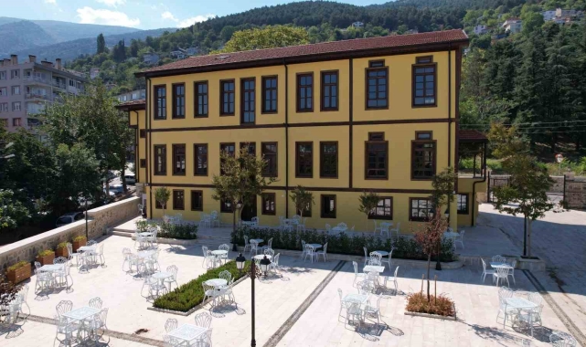 Bursa'da 168 yıllık tarihi bina, Alev Alatlı Şehir Düşünce ve Sanat Merkezi oldu