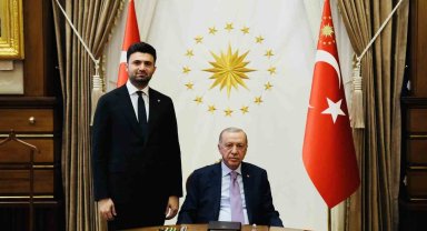 Bursaspor Başkanı Enes Çelik, Cumhurbaşkanı Recep Tayyip Erdoğan'la görüştü
