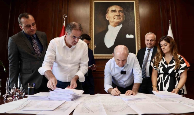 Büyükçekmece Belediyesi meclisi imar planlarını İBB meclisine sunmak üzere imzaladı