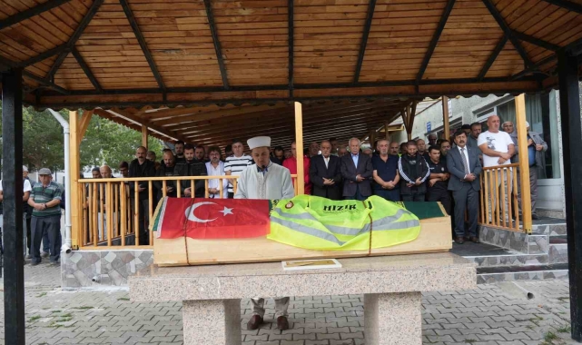 Cansız bedeni 17 gün sonra bulunan kaptan son yolculuğuna uğurlandı