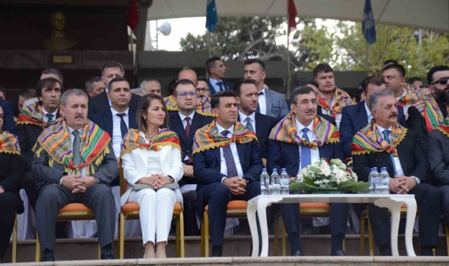 CHP, dün ve bugün Söğüt şenliklerine katılmadı