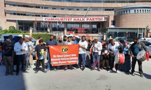 CHP Genel Merkezi önünde davullu, zurnalı eylem