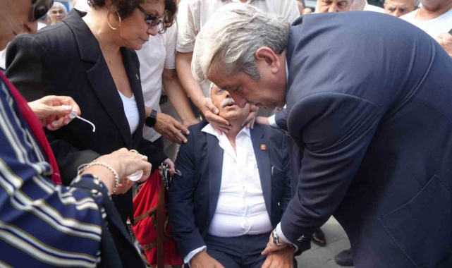 CHP'nin 101. yıl töreni: İlçe başkanı fenalık geçirdi
