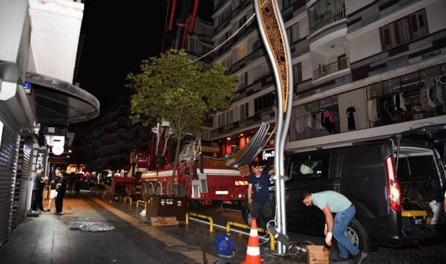 Çiftlik Caddesi'ne yeni aydınlatma