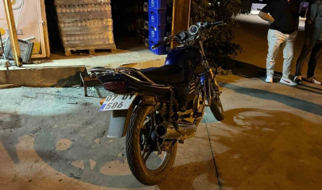 Ciple motosiklet çarpıştı: 1 yaralı