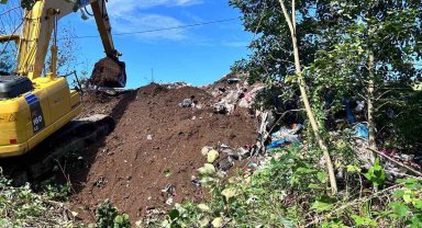 Çöpleri dere kenarına döküp üzerini kapatan Pazar Belediyesine ceza