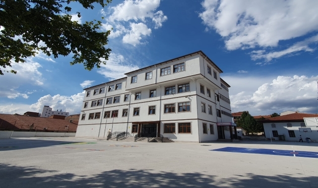 Çorum'da inşası tamamlanan 4 okul yeni eğitim öğretim yılına hazır