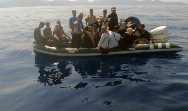 Datça'da 44 düzensiz göçmen kurtarıldı