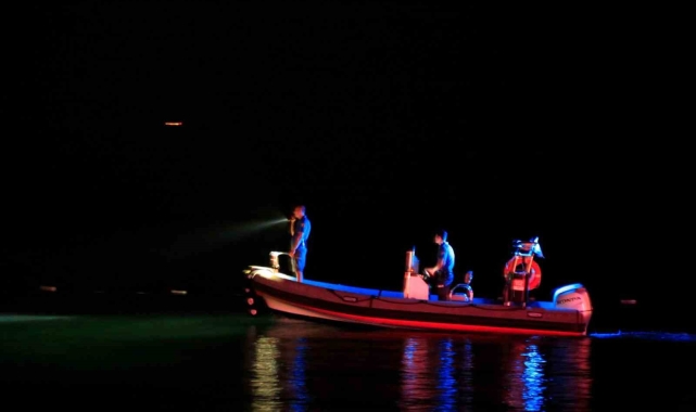 'Denize girdi, bir daha dönmedi' ihbarı ekipleri alarma geçirdi
