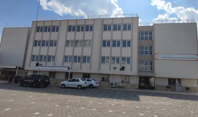 Denizli'de Anadolu İmam Hatip Lisesi Spor Proje Okulu açıldı