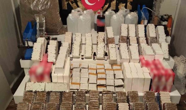 Denizli'de binlerce kaçak tütün ürünü ele geçirildi