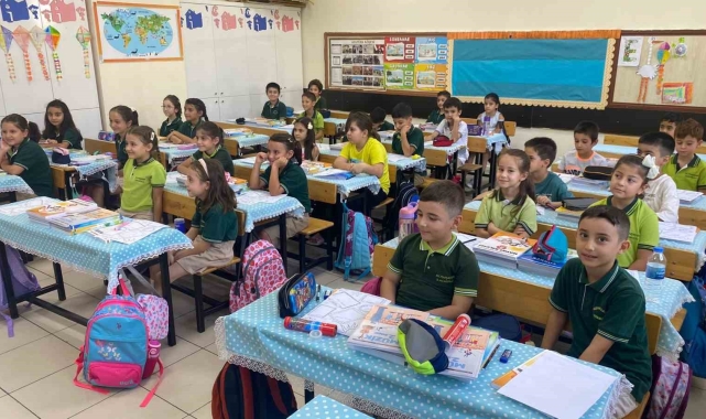Deprem bölgesi Adıyaman'da 161 bin öğrenci ders başı yaptı