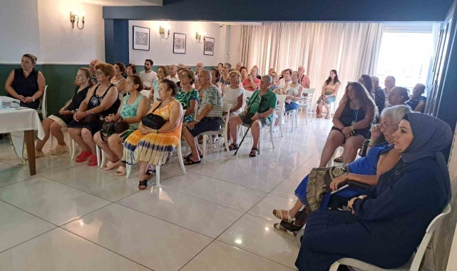 Diyabetli bireylere Diyabet Kampı'nda hastalık yönetimi eğitimi