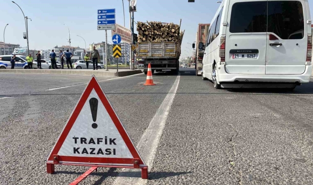 Diyarbakır'da tırın çarptığı yaşlı adam öldü
