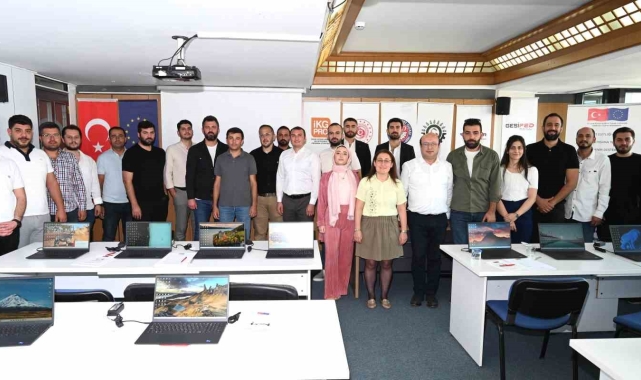 DTO gençlerin geleceklerine yön veriyor