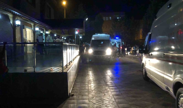 Düğün töreninde çıkan kavgada 1 kişi yaralandı