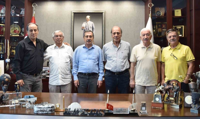 Efsanelerden Başkaç Ataç'a ziyaret