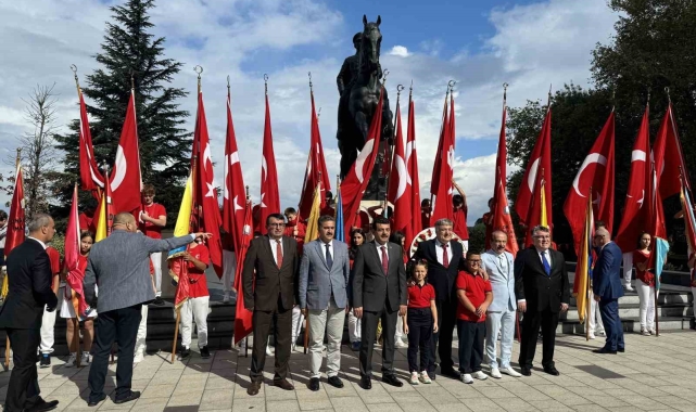 Eğitim öğretim yılı törenle başladı