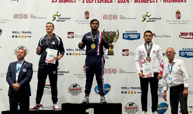 Elazığ'a kick boksta 2 madalya
