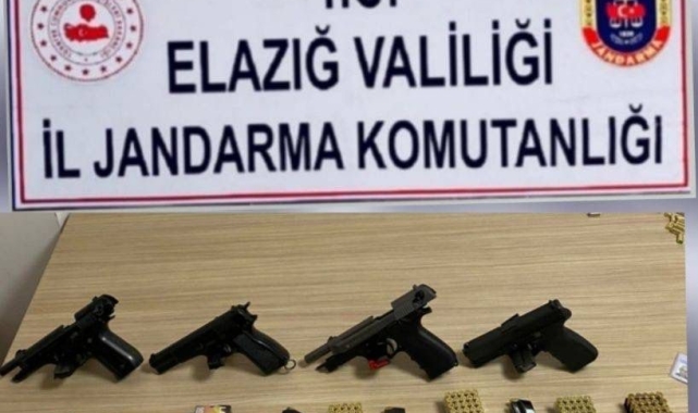 Elazığ'da 4 adet ruhsatız tabanca ele geçirildi