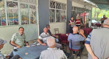 Elazığ'da jandarma ekipleri, vatandaşları bilgilendirdi
