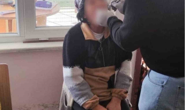 Engelsiz Yaşam Merkezi sakinlerine diş taraması yapıldı