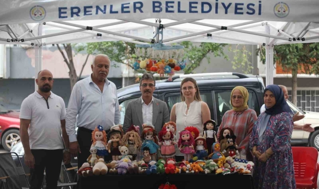 Erenler'de "Hanımeli ve 2. El Pazarı" ilk kez kuruldu
