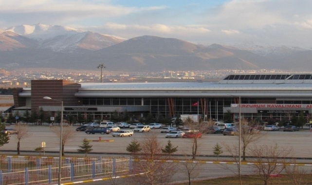 Erzurum Havalimanı'nda 1 ayda 106 bin 868 yolcuya hizmet verildi
