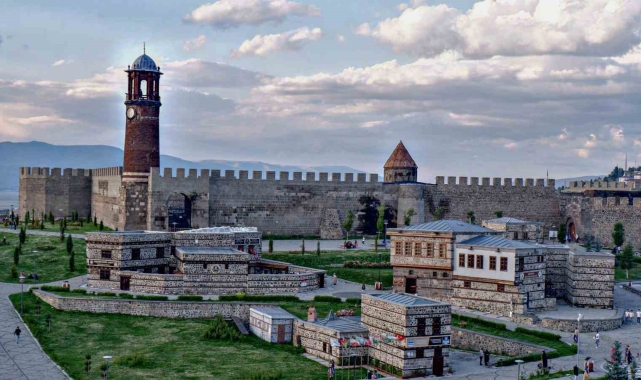 Erzurum'da kızlarda Zeynep, erkeklere Ahmet ismi revaçta